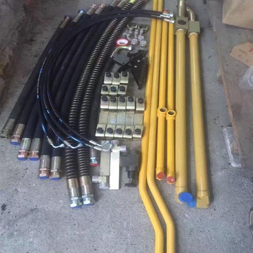 BREAKER PIPING KIT